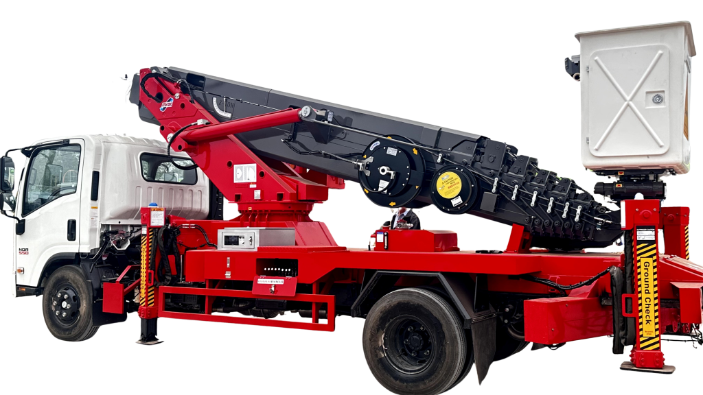 THIẾT BỊ NÂNG NGƯỜI LÀM VIỆC TRÊN CAO 32M