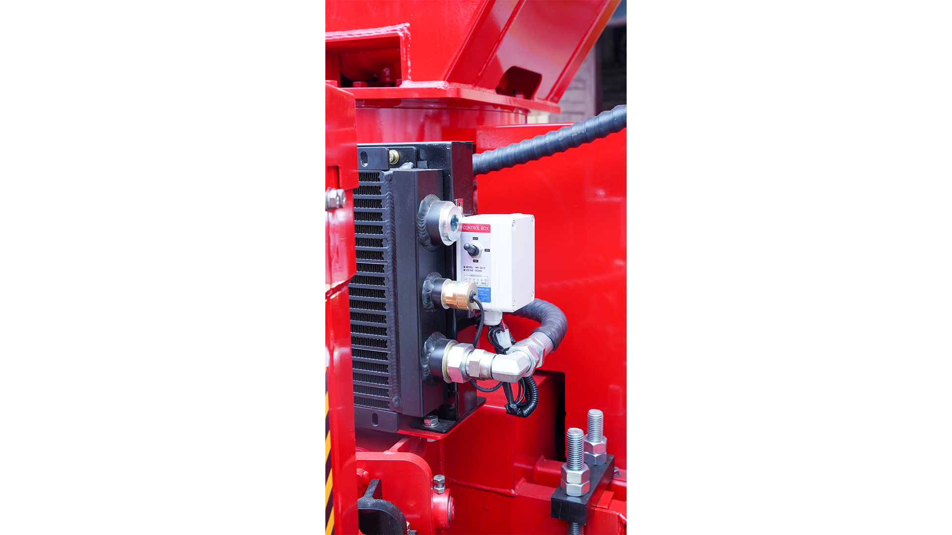 THIẾT BỊ NÂNG NGƯỜI LÀM VIỆC TRÊN CAO 25M – ATOM 250 - Ảnh 8